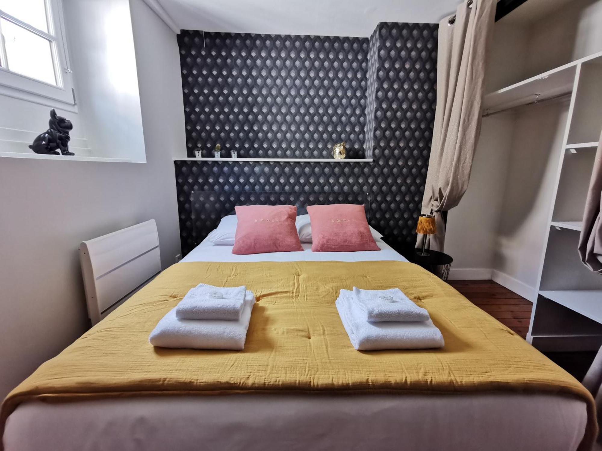 Le Gatsby - Duplex Art Deco Au Coeur De Blois Apartment Екстериор снимка